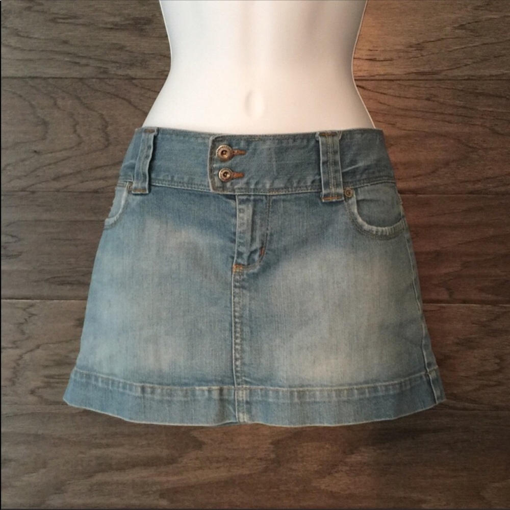 AMERICAN EAGLE OUTFITTERS Denim Skirt